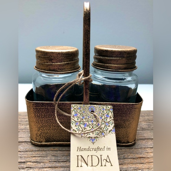 NEW Burnished Gold Rustic Look Salt & Pepper Shaker Set in Tray - Picture 1 of 10